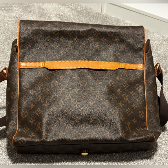 Louis Vuitton Messenger bag - Picture 11 of 16